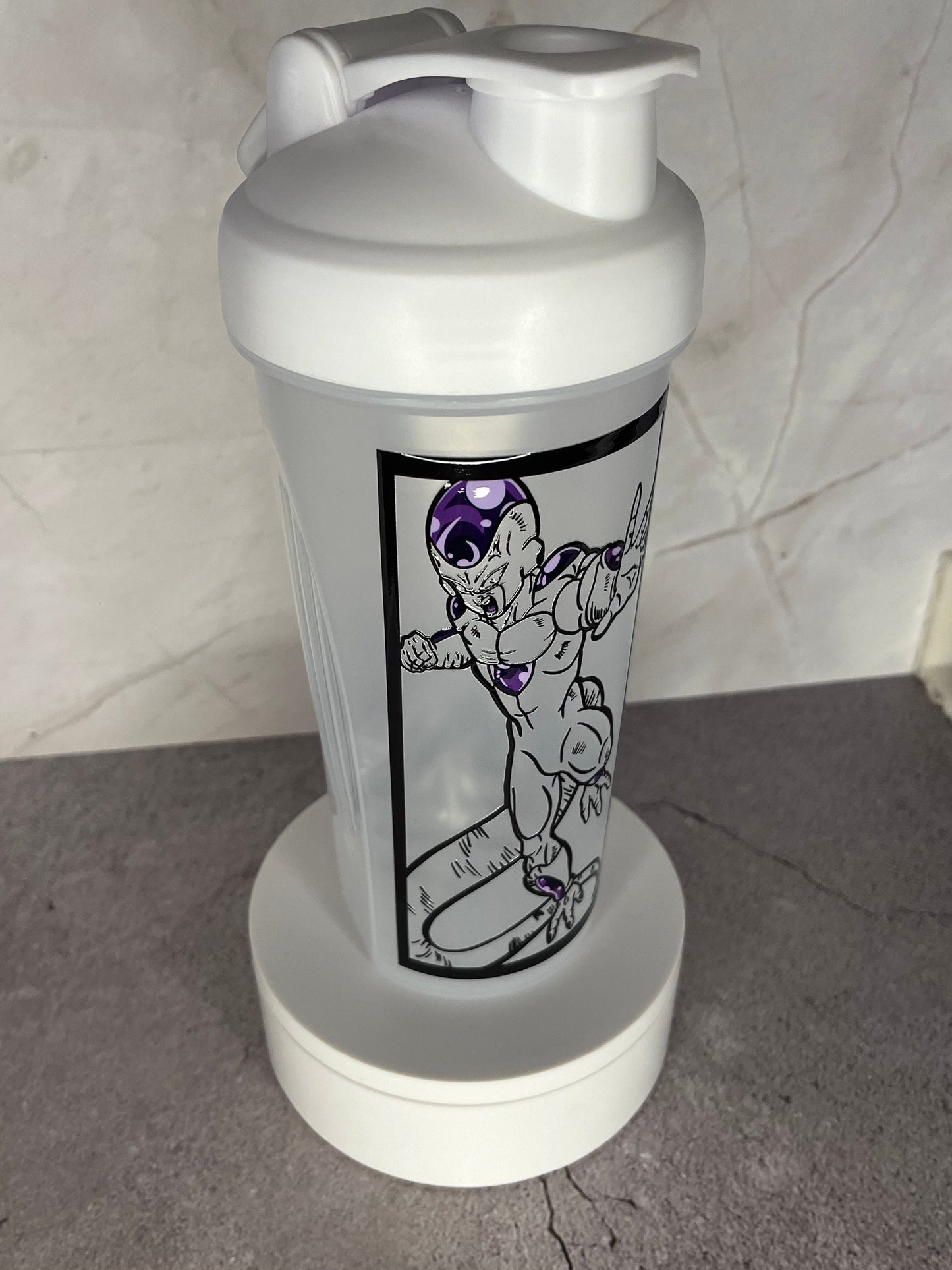 Anime Blender Bottle Gift Bottle Gift Ideas for Gym Lover Custom Workout Anime Shaker Protein Shaker Gym Protein Bottle Alien Man